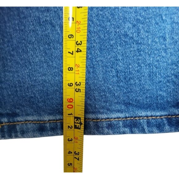 Universal Thread Womens 8/29R Blue Denim Jeans Classic Fit Cotton Blend. NWT. - Picture 7 of 7